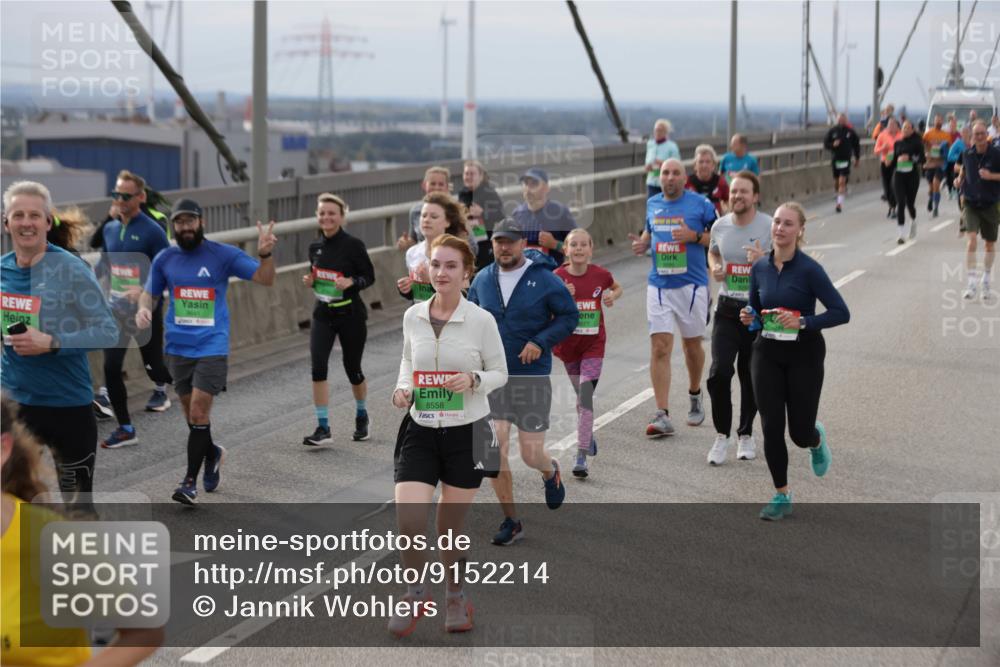 03.10.2025 - Köhlbrandbrückenlauf Jannik Wohlers http://msf.ph/oto/9152214 03.10.2025 16:00:35 Position 1 8558, 677 meine-sportfotos.de