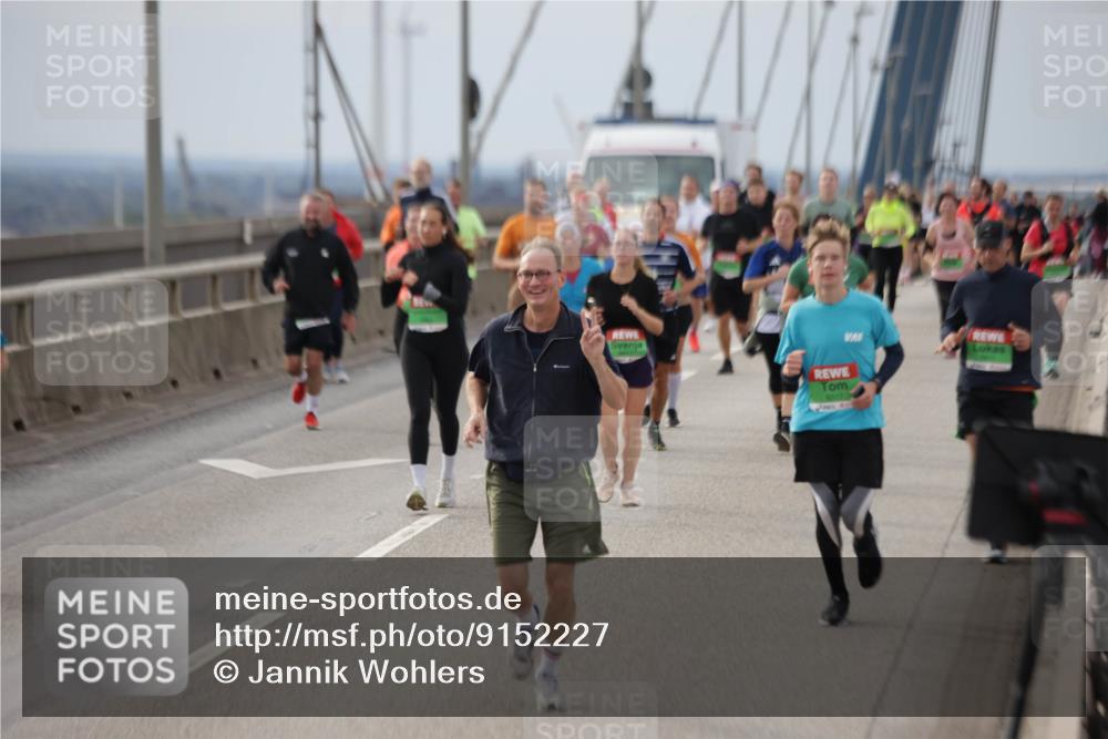 03.10.2025 - Köhlbrandbrückenlauf Jannik Wohlers http://msf.ph/oto/9152227 03.10.2025 16:00:37 Position 1  meine-sportfotos.de
