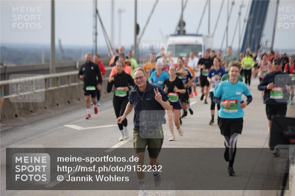 03.10.2025 - Köhlbrandbrückenlauf Jannik Wohlers http://msf.ph/oto/9152232 03.10.2025 16:00:37 Position 1  meine-sportfotos.de