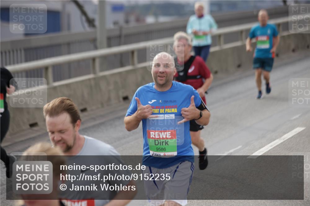 03.10.2025 - Köhlbrandbrückenlauf Jannik Wohlers http://msf.ph/oto/9152235 03.10.2025 16:00:38 Position 1 9586 meine-sportfotos.de