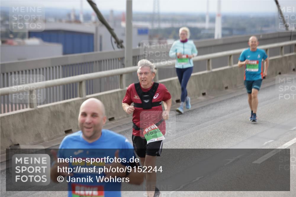 03.10.2025 - Köhlbrandbrückenlauf Jannik Wohlers http://msf.ph/oto/9152244 03.10.2025 16:00:39 Position 1 8312 meine-sportfotos.de