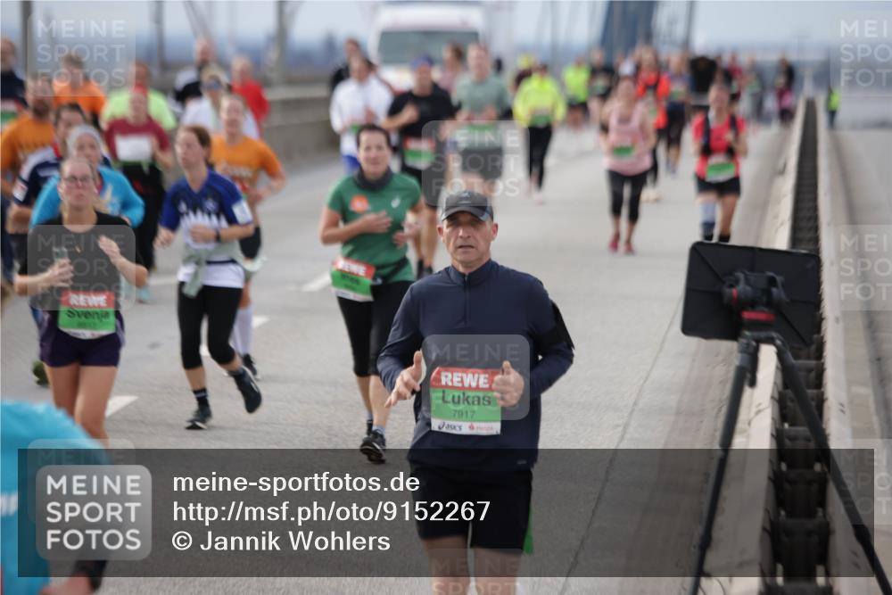 03.10.2025 - Köhlbrandbrückenlauf Jannik Wohlers http://msf.ph/oto/9152267 03.10.2025 16:00:42 Position 1 7917 meine-sportfotos.de