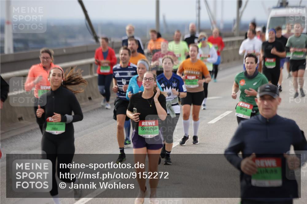 03.10.2025 - Köhlbrandbrückenlauf Jannik Wohlers http://msf.ph/oto/9152272 03.10.2025 16:00:43 Position 1 1464, 8517, 9004 meine-sportfotos.de