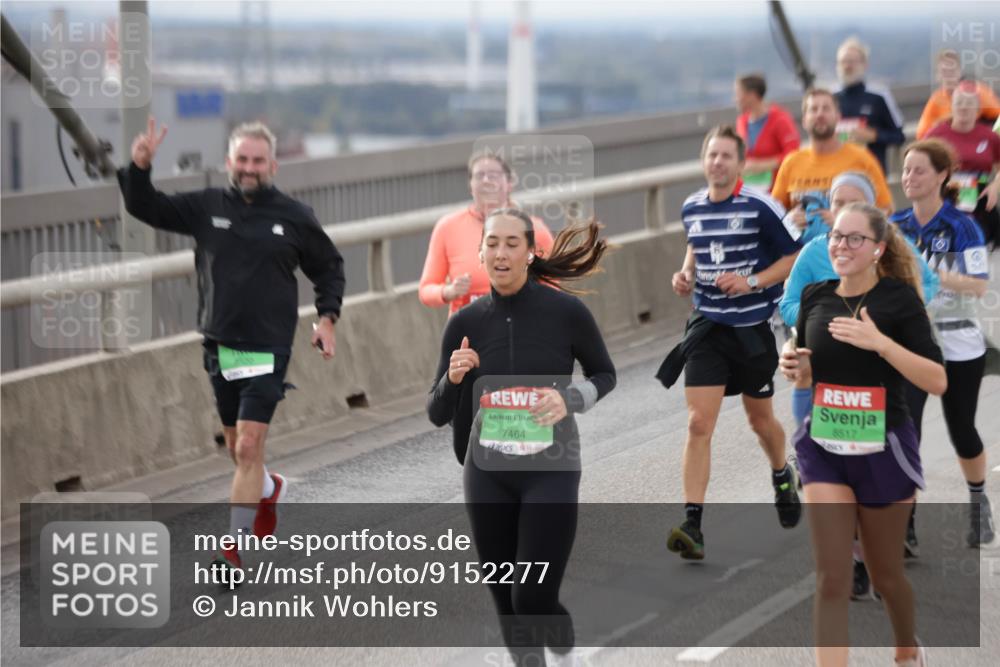 03.10.2025 - Köhlbrandbrückenlauf Jannik Wohlers http://msf.ph/oto/9152277 03.10.2025 16:00:44 Position 1 7464, 8517 meine-sportfotos.de