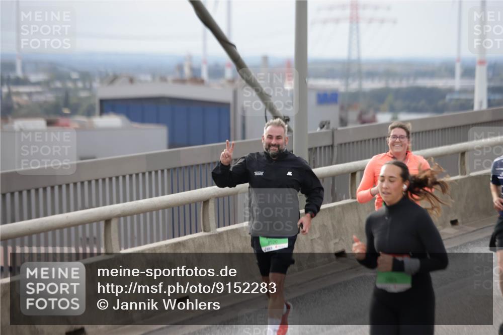03.10.2025 - Köhlbrandbrückenlauf Jannik Wohlers http://msf.ph/oto/9152283 03.10.2025 16:00:45 Position 1 8520 meine-sportfotos.de