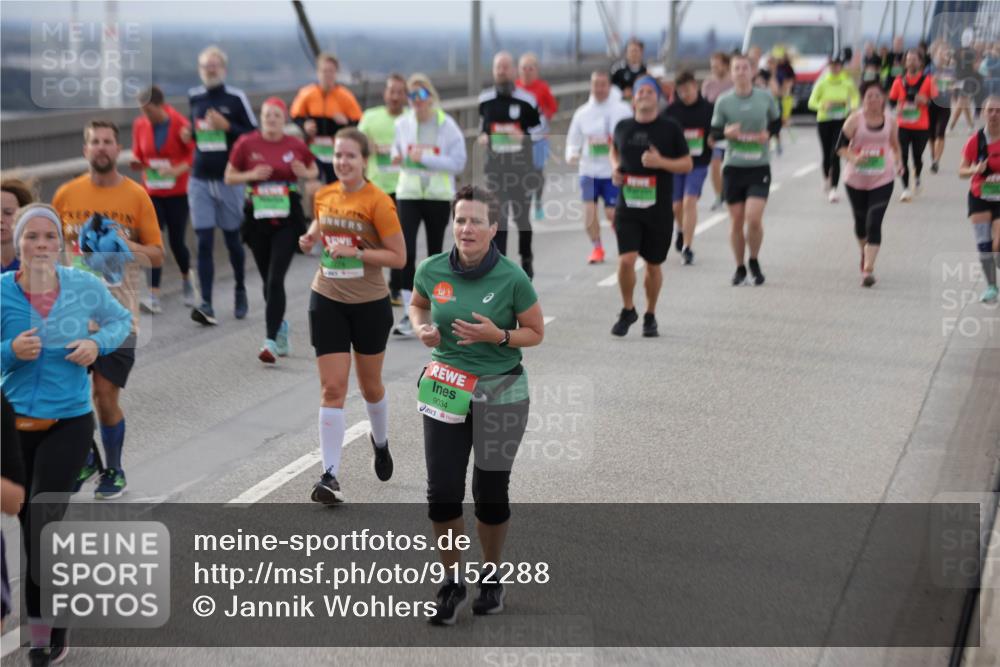 03.10.2025 - Köhlbrandbrückenlauf Jannik Wohlers http://msf.ph/oto/9152288 03.10.2025 16:00:46 Position 1 9034 meine-sportfotos.de