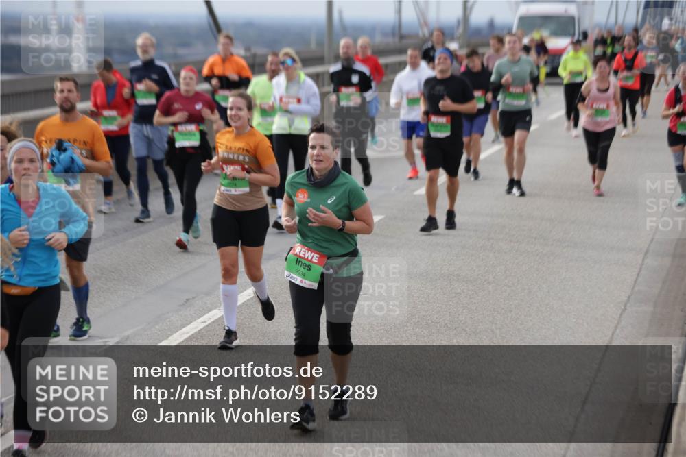 03.10.2025 - Köhlbrandbrückenlauf Jannik Wohlers http://msf.ph/oto/9152289 03.10.2025 16:00:46 Position 1 9034 meine-sportfotos.de