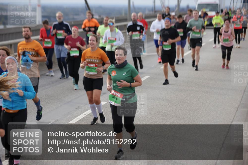 03.10.2025 - Köhlbrandbrückenlauf Jannik Wohlers http://msf.ph/oto/9152292 03.10.2025 16:00:47 Position 1 9034 meine-sportfotos.de
