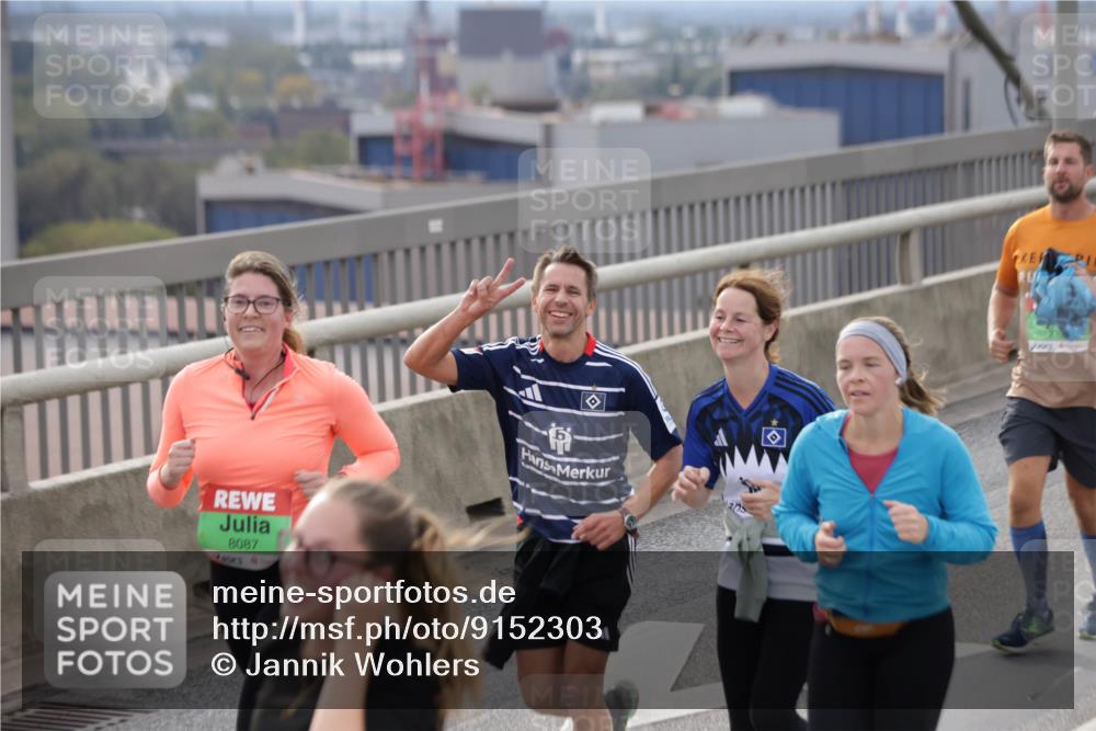 03.10.2025 - Köhlbrandbrückenlauf Jannik Wohlers http://msf.ph/oto/9152303 03.10.2025 16:00:48 Position 1 8087 meine-sportfotos.de