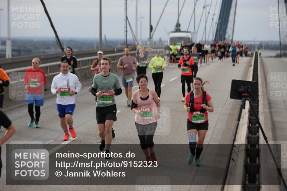 03.10.2025 - Köhlbrandbrückenlauf Jannik Wohlers http://msf.ph/oto/9152323 03.10.2025 16:00:51 Position 1 8473, 8337, 9575 meine-sportfotos.de