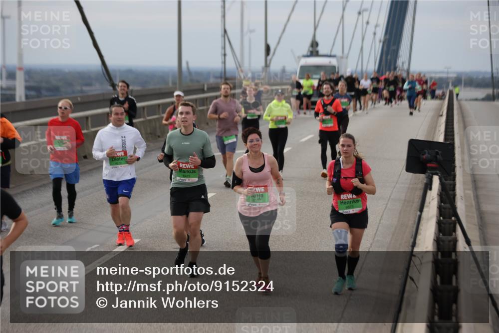 03.10.2025 - Köhlbrandbrückenlauf Jannik Wohlers http://msf.ph/oto/9152324 03.10.2025 16:00:51 Position 1 8473, 8337 meine-sportfotos.de