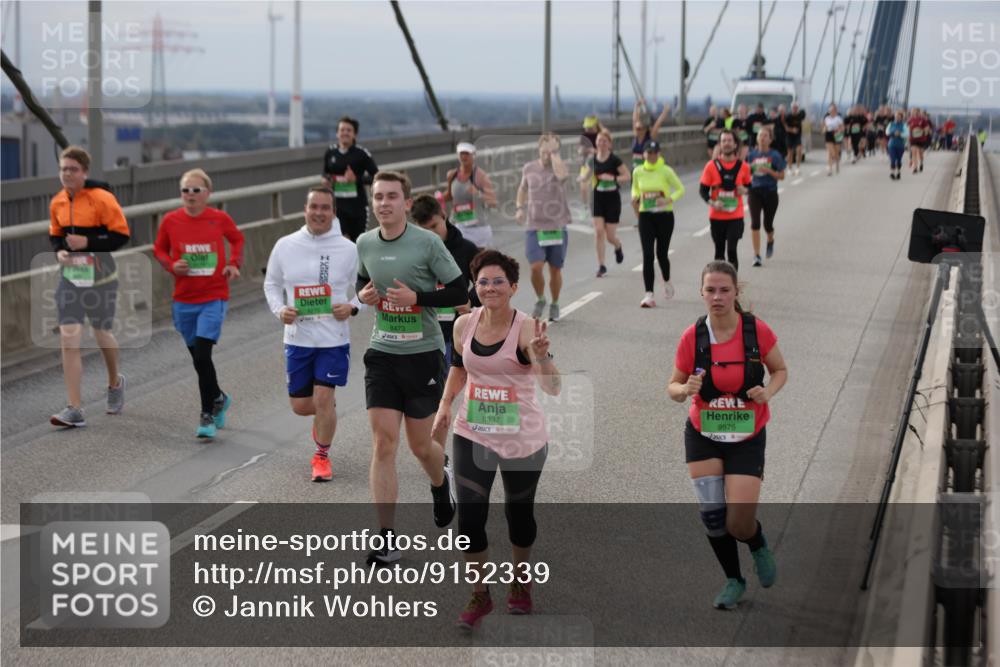 03.10.2025 - Köhlbrandbrückenlauf Jannik Wohlers http://msf.ph/oto/9152339 03.10.2025 16:00:53 Position 1 8473, 8337, 9575 meine-sportfotos.de