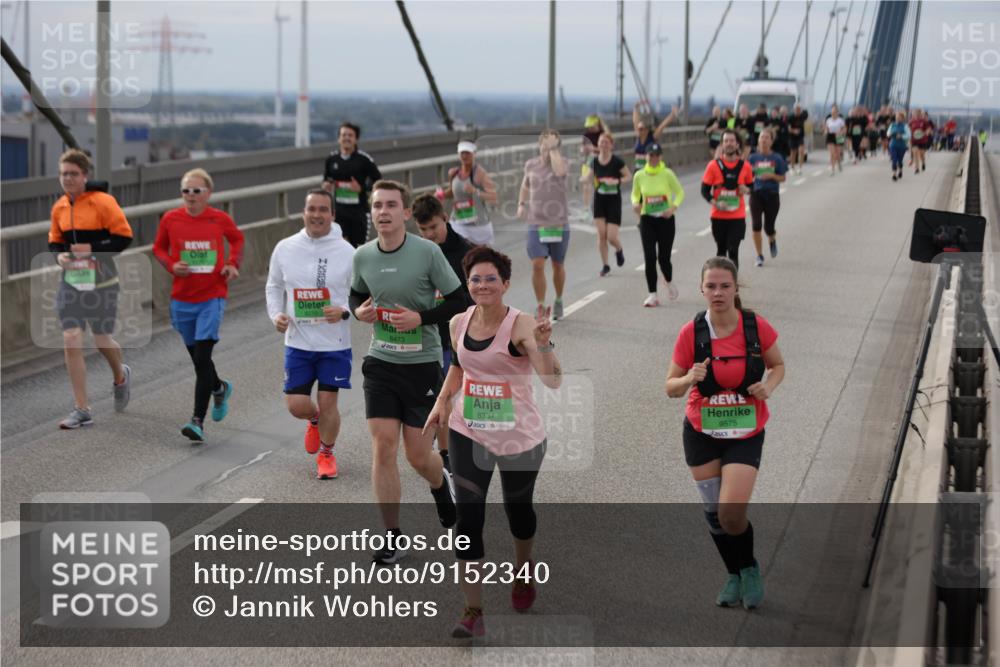 03.10.2025 - Köhlbrandbrückenlauf Jannik Wohlers http://msf.ph/oto/9152340 03.10.2025 16:00:53 Position 1 8270, 5, 8473, 8337, 9575 meine-sportfotos.de