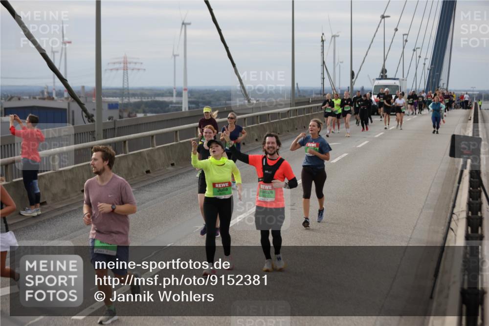 03.10.2025 - Köhlbrandbrückenlauf Jannik Wohlers http://msf.ph/oto/9152381 03.10.2025 16:00:58 Position 1 7571, 9071 meine-sportfotos.de