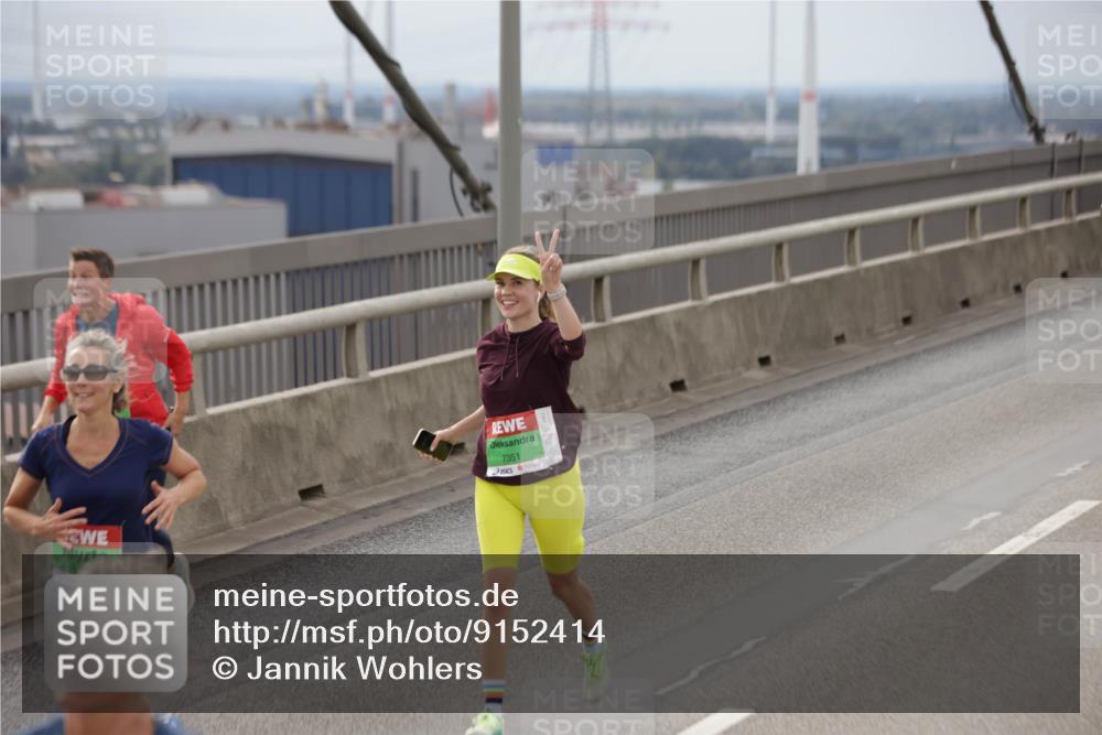 03.10.2025 - Köhlbrandbrückenlauf Jannik Wohlers http://msf.ph/oto/9152414 03.10.2025 16:01:02 Position 1 7351 meine-sportfotos.de