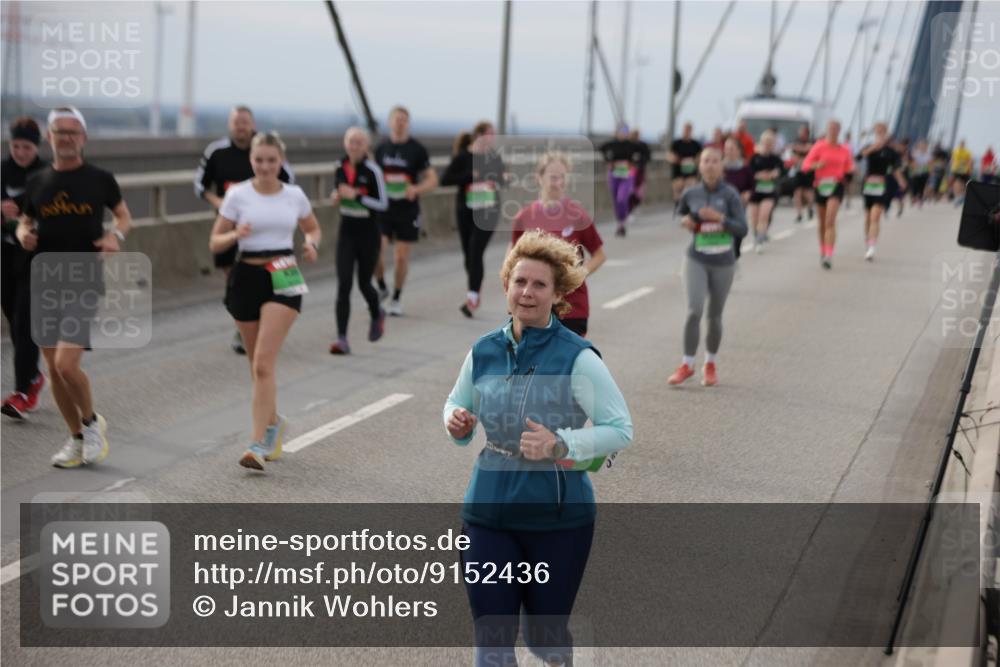03.10.2025 - Köhlbrandbrückenlauf Jannik Wohlers http://msf.ph/oto/9152436 03.10.2025 16:01:10 Position 1  meine-sportfotos.de