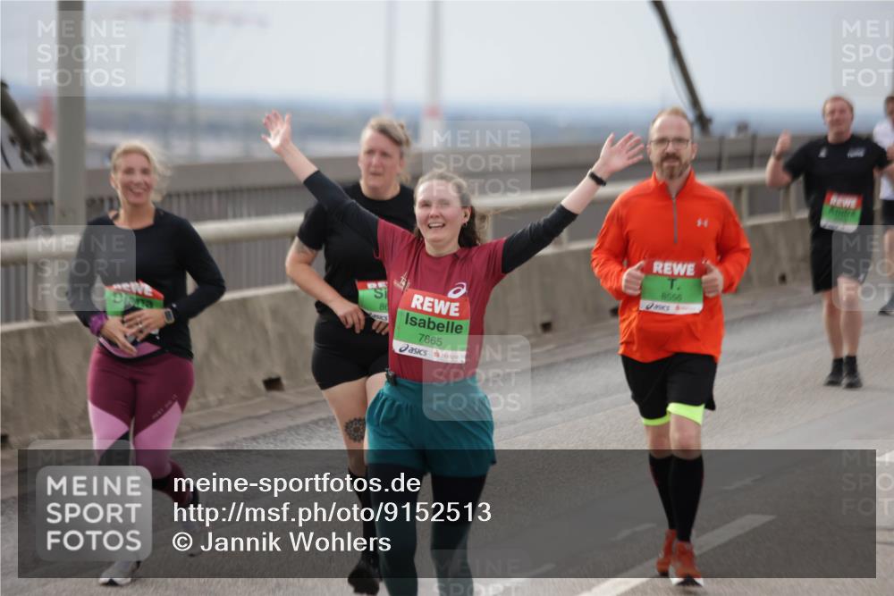 03.10.2025 - Köhlbrandbrückenlauf Jannik Wohlers http://msf.ph/oto/9152513 03.10.2025 16:01:25 Position 1 86, 7865, 8556 meine-sportfotos.de