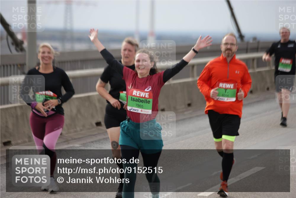 03.10.2025 - Köhlbrandbrückenlauf Jannik Wohlers http://msf.ph/oto/9152515 03.10.2025 16:01:25 Position 1 0, 7865, 8556 meine-sportfotos.de