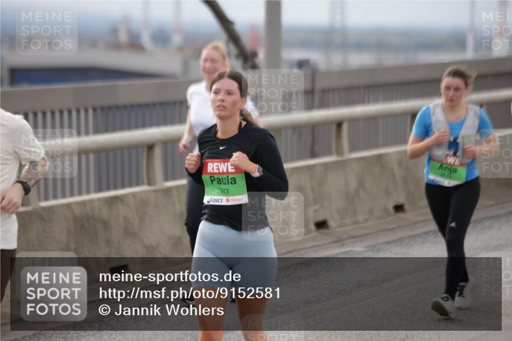 03.10.2025 - Köhlbrandbrückenlauf Jannik Wohlers http://msf.ph/oto/9152581 03.10.2025 16:01:36 Position 1 7943, 9576 meine-sportfotos.de