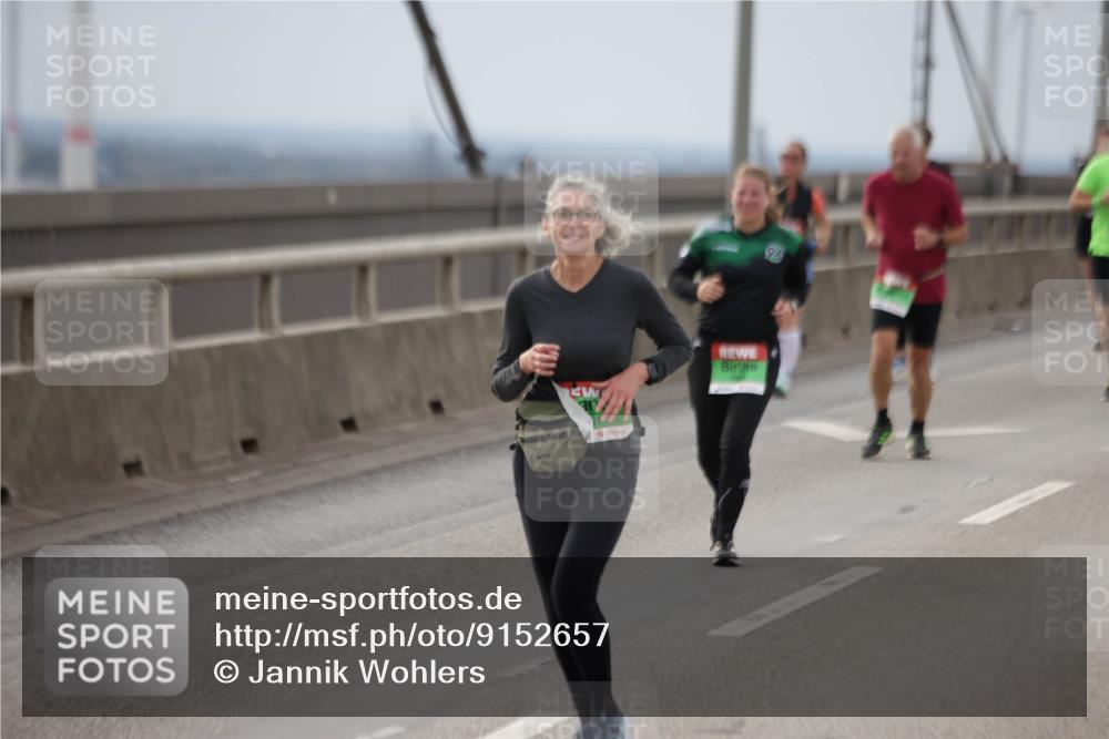 03.10.2025 - Köhlbrandbrückenlauf Jannik Wohlers http://msf.ph/oto/9152657 03.10.2025 16:01:47 Position 1 96 meine-sportfotos.de