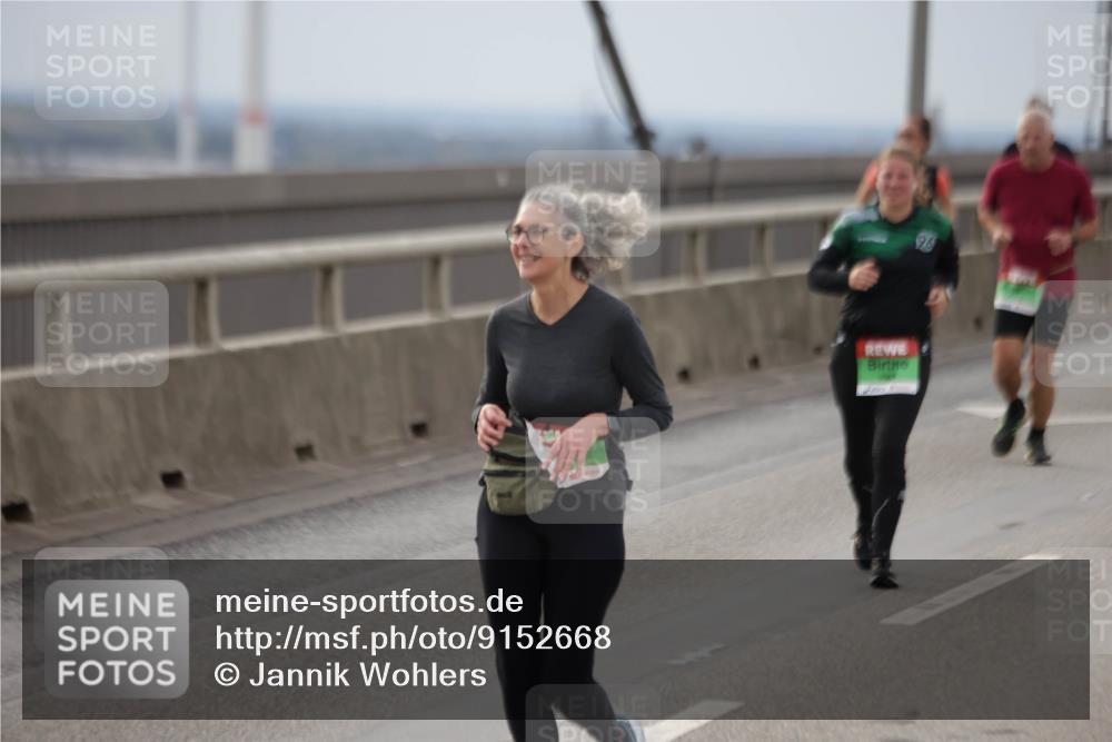 03.10.2025 - Köhlbrandbrückenlauf Jannik Wohlers http://msf.ph/oto/9152668 03.10.2025 16:01:48 Position 1 96 meine-sportfotos.de