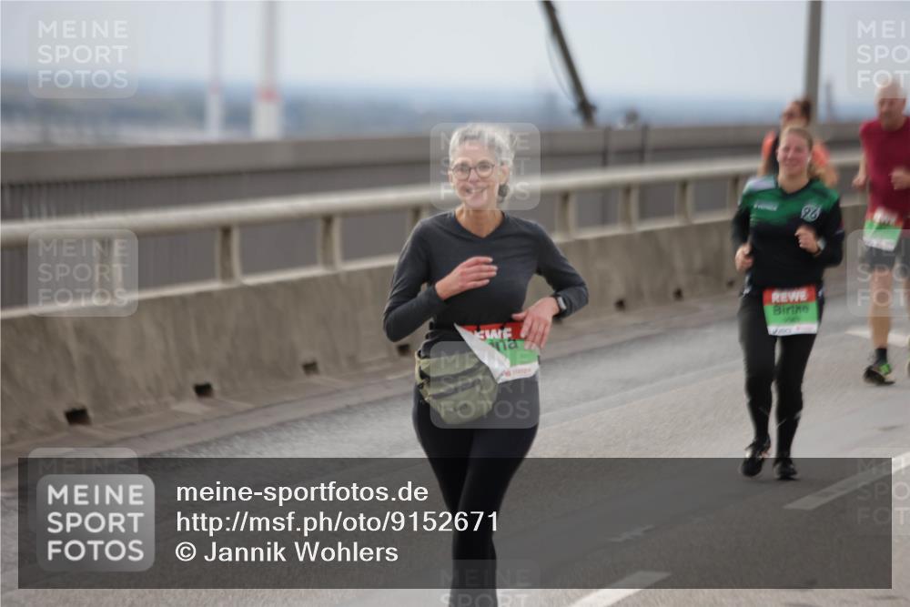 03.10.2025 - Köhlbrandbrückenlauf Jannik Wohlers http://msf.ph/oto/9152671 03.10.2025 16:01:48 Position 1 26 meine-sportfotos.de