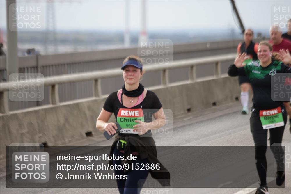 03.10.2025 - Köhlbrandbrückenlauf Jannik Wohlers http://msf.ph/oto/9152686 03.10.2025 16:01:51 Position 1 955, 0049 meine-sportfotos.de