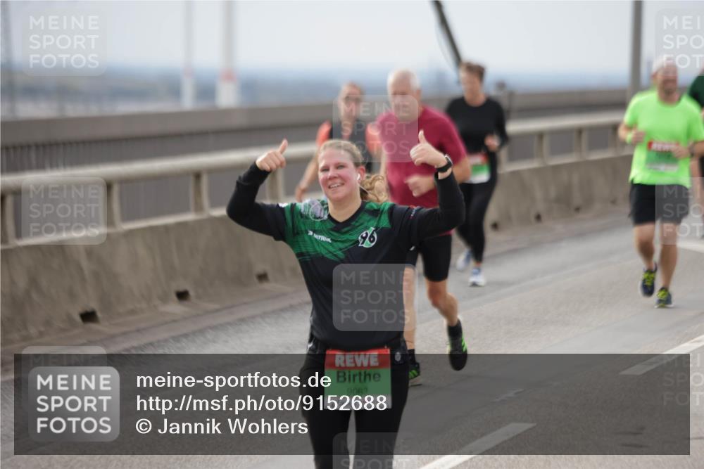 03.10.2025 - Köhlbrandbrückenlauf Jannik Wohlers http://msf.ph/oto/9152688 03.10.2025 16:01:52 Position 1 26, 9063 meine-sportfotos.de