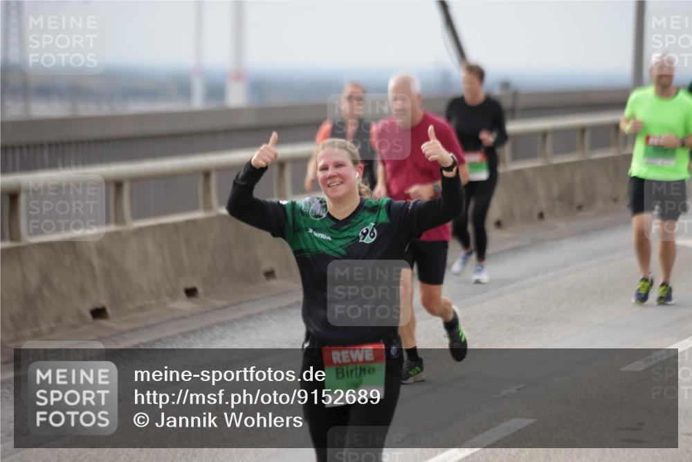 03.10.2025 - Köhlbrandbrückenlauf Jannik Wohlers http://msf.ph/oto/9152689 03.10.2025 16:01:52 Position 1 90 meine-sportfotos.de