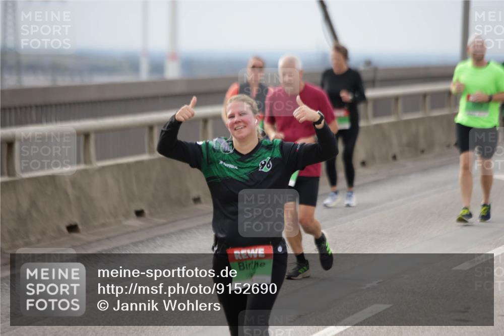 03.10.2025 - Köhlbrandbrückenlauf Jannik Wohlers http://msf.ph/oto/9152690 03.10.2025 16:01:52 Position 1 9 meine-sportfotos.de