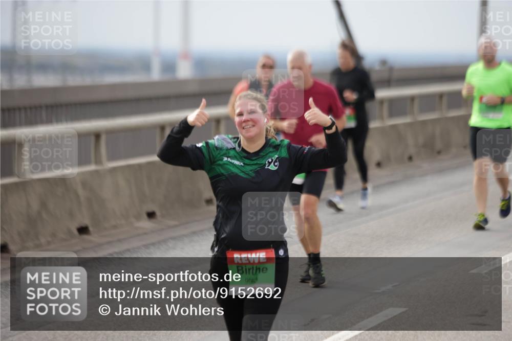 03.10.2025 - Köhlbrandbrückenlauf Jannik Wohlers http://msf.ph/oto/9152692 03.10.2025 16:01:52 Position 1 906 meine-sportfotos.de