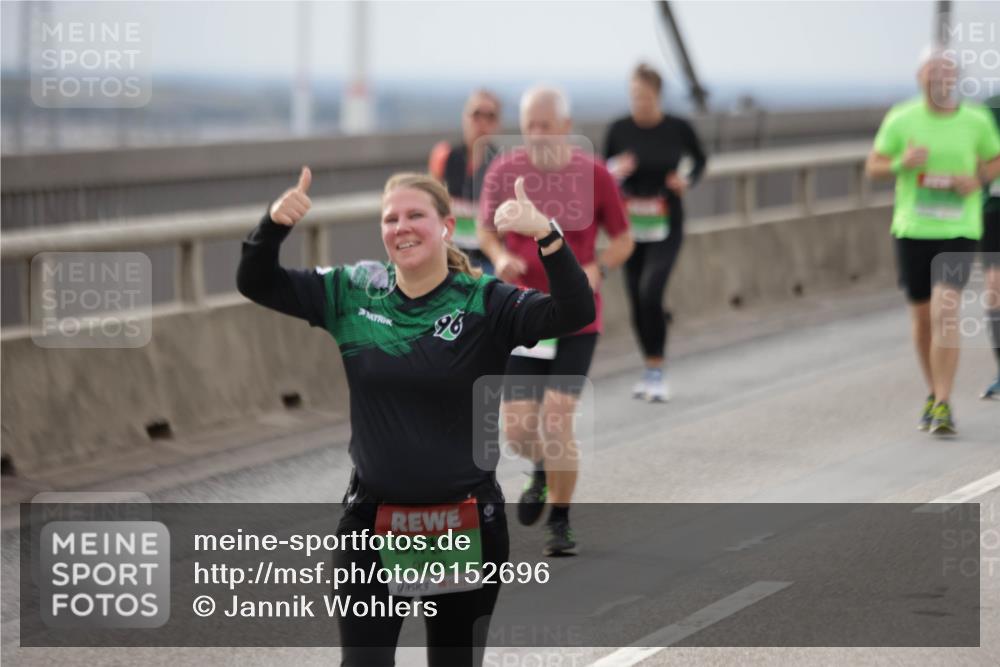 03.10.2025 - Köhlbrandbrückenlauf Jannik Wohlers http://msf.ph/oto/9152696 03.10.2025 16:01:53 Position 1 96, 9063 meine-sportfotos.de