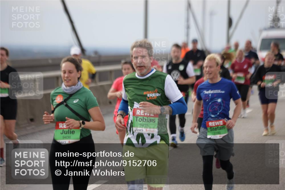 03.10.2025 - Köhlbrandbrückenlauf Jannik Wohlers http://msf.ph/oto/9152706 03.10.2025 16:01:59 Position 1 9436, 9435, 7183 meine-sportfotos.de