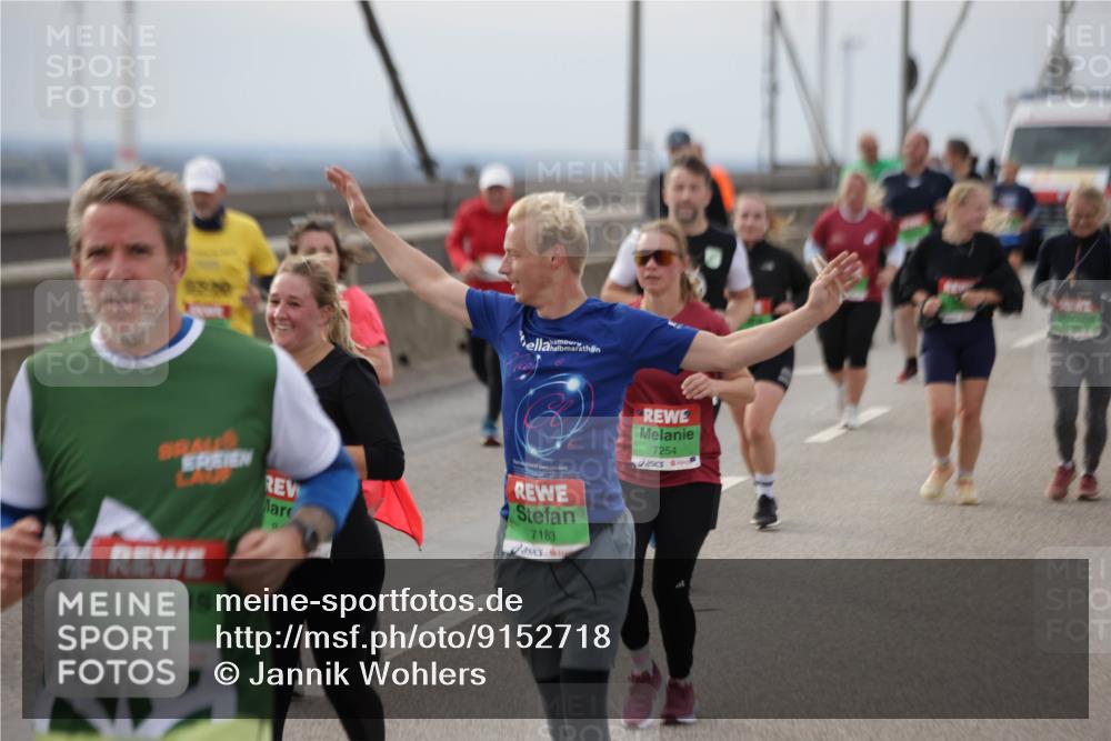 03.10.2025 - Köhlbrandbrückenlauf Jannik Wohlers http://msf.ph/oto/9152718 03.10.2025 16:02:00 Position 1 7183, 7254, 9435 meine-sportfotos.de