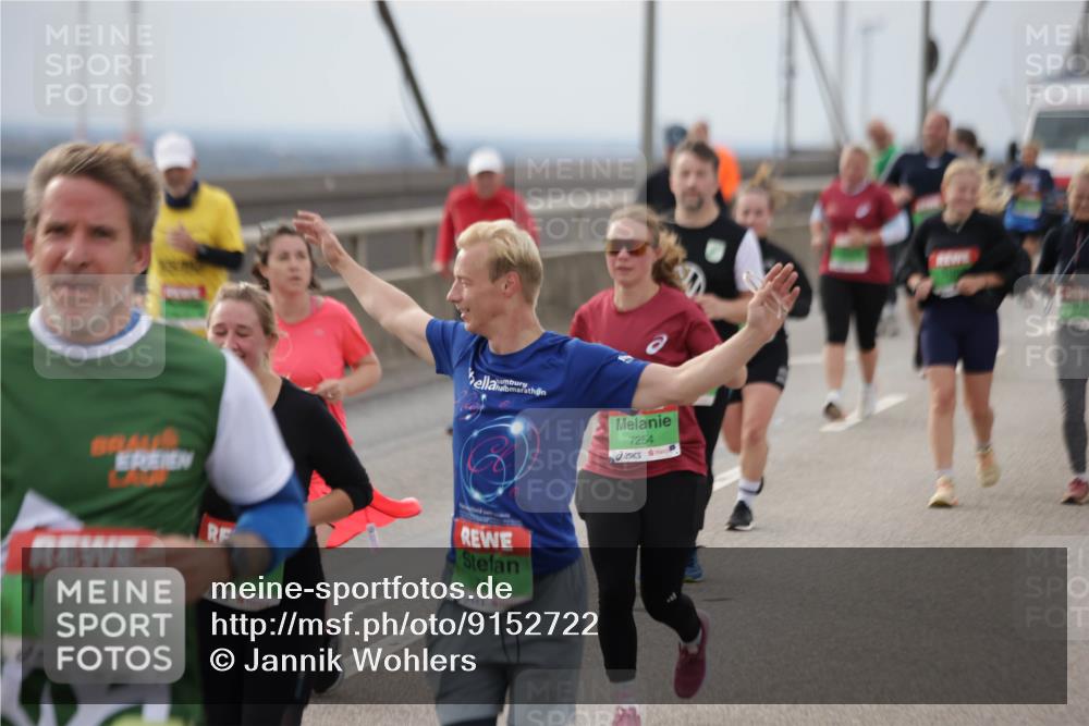 03.10.2025 - Köhlbrandbrückenlauf Jannik Wohlers http://msf.ph/oto/9152722 03.10.2025 16:02:01 Position 1 7254, 7183, 0430 meine-sportfotos.de