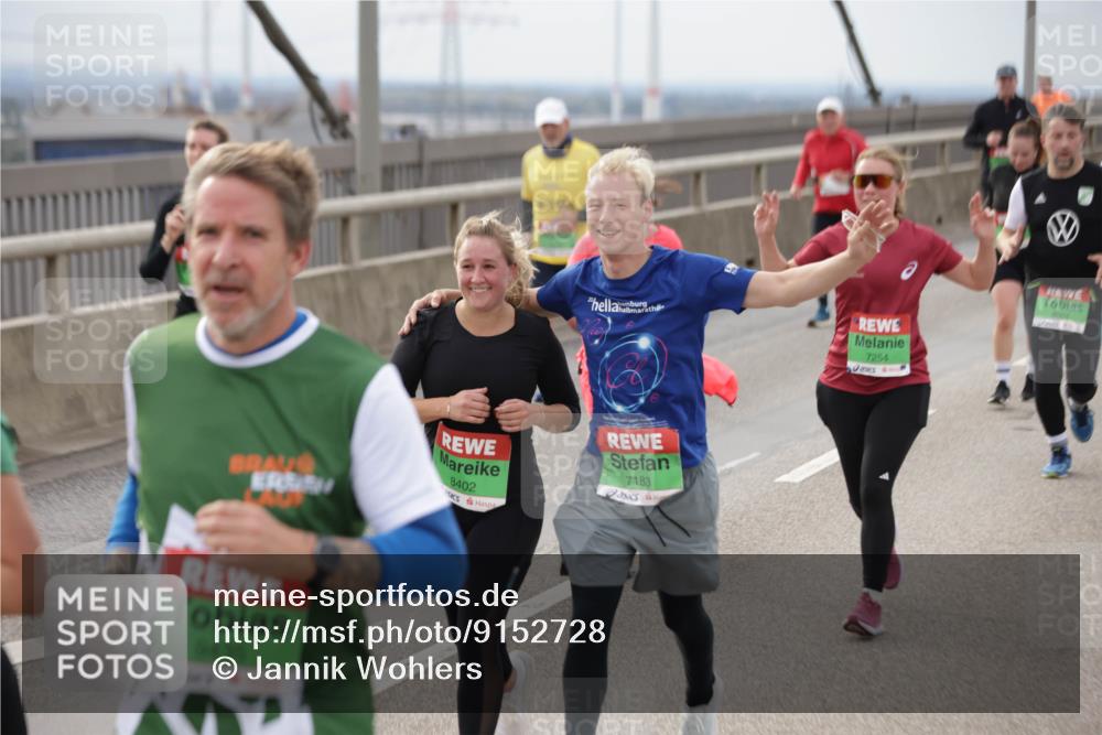 03.10.2025 - Köhlbrandbrückenlauf Jannik Wohlers http://msf.ph/oto/9152728 03.10.2025 16:02:02 Position 1 8402, 7183, 0435, 7254 meine-sportfotos.de