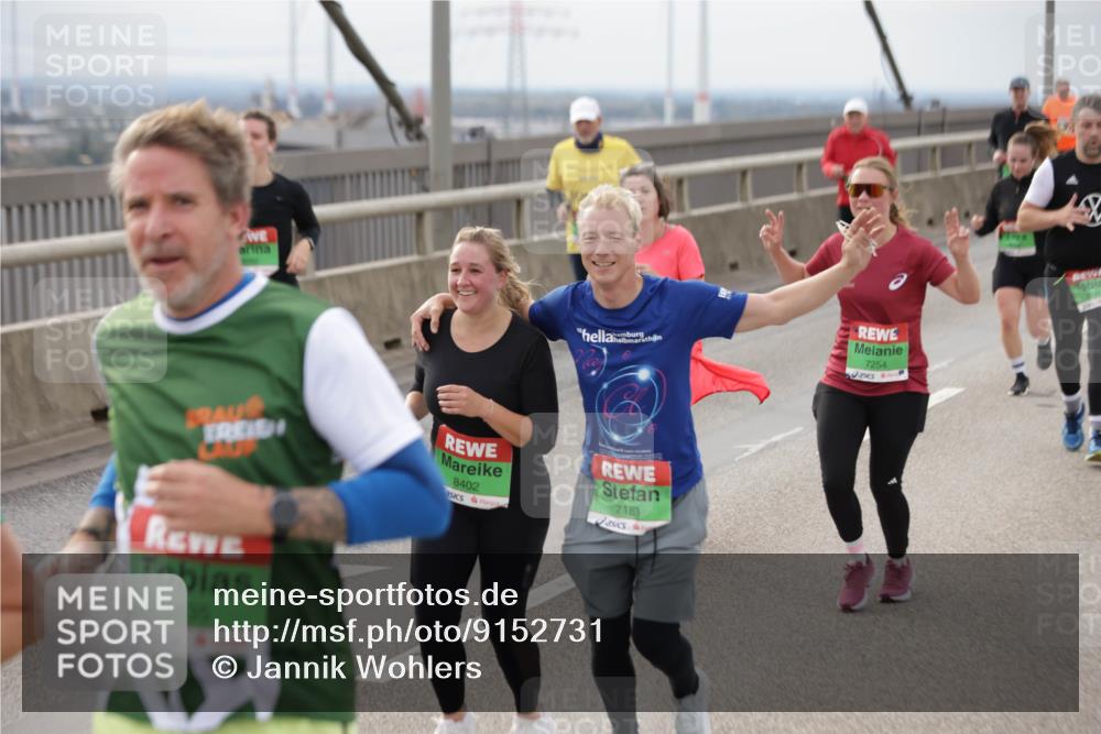 03.10.2025 - Köhlbrandbrückenlauf Jannik Wohlers http://msf.ph/oto/9152731 03.10.2025 16:02:02 Position 1 7254, 8402, 7183, 6435 meine-sportfotos.de