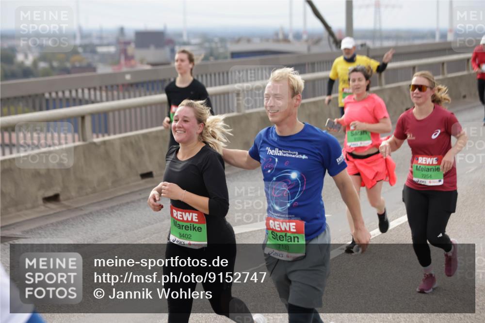 03.10.2025 - Köhlbrandbrückenlauf Jannik Wohlers http://msf.ph/oto/9152747 03.10.2025 16:02:03 Position 1 8402, 7183, 810, 7254 meine-sportfotos.de