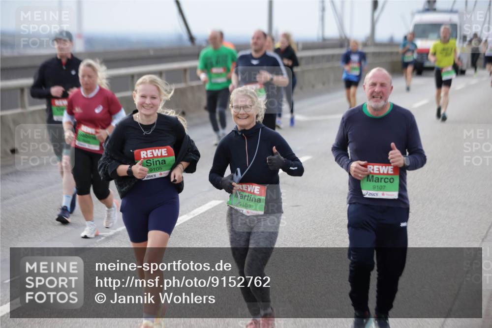 03.10.2025 - Köhlbrandbrückenlauf Jannik Wohlers http://msf.ph/oto/9152762 03.10.2025 16:02:06 Position 1 9105, 9108, 9107 meine-sportfotos.de