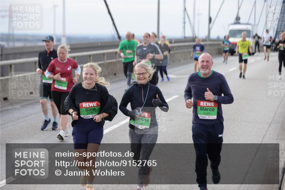 03.10.2025 - Köhlbrandbrückenlauf Jannik Wohlers http://msf.ph/oto/9152765 03.10.2025 16:02:06 Position 1 9105, 9, 08, 9107 meine-sportfotos.de