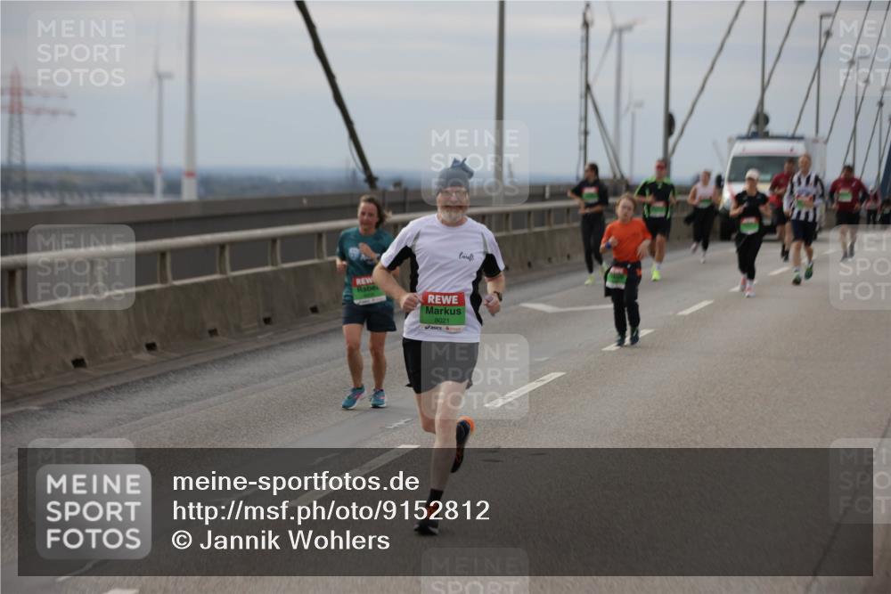 03.10.2025 - Köhlbrandbrückenlauf Jannik Wohlers http://msf.ph/oto/9152812 03.10.2025 16:02:17 Position 1 8021 meine-sportfotos.de