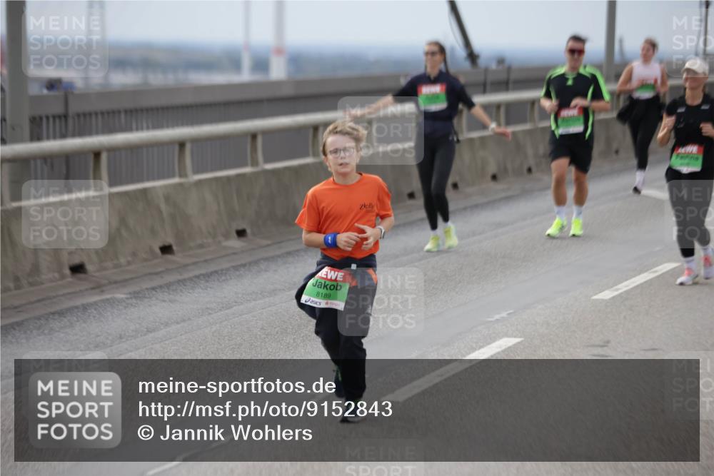 03.10.2025 - Köhlbrandbrückenlauf Jannik Wohlers http://msf.ph/oto/9152843 03.10.2025 16:02:23 Position 1 8189 meine-sportfotos.de