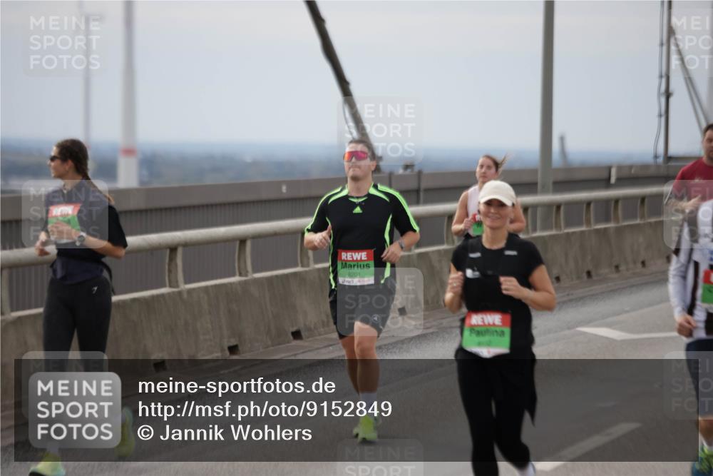 03.10.2025 - Köhlbrandbrückenlauf Jannik Wohlers http://msf.ph/oto/9152849 03.10.2025 16:02:25 Position 1 8201 meine-sportfotos.de