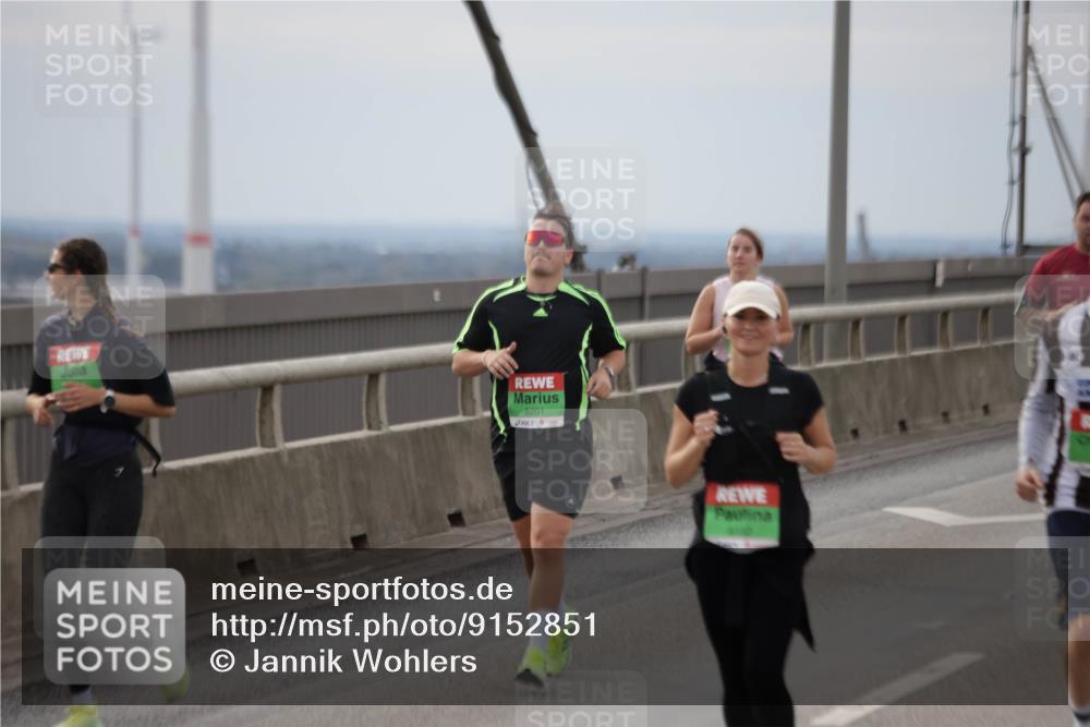 03.10.2025 - Köhlbrandbrückenlauf Jannik Wohlers http://msf.ph/oto/9152851 03.10.2025 16:02:26 Position 1 8201, 8155 meine-sportfotos.de
