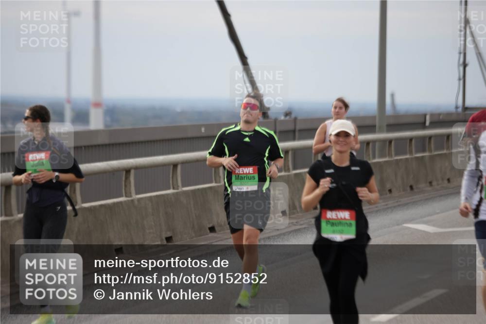 03.10.2025 - Köhlbrandbrückenlauf Jannik Wohlers http://msf.ph/oto/9152852 03.10.2025 16:02:26 Position 1 8201, 8150 meine-sportfotos.de