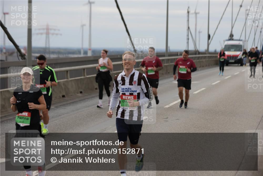 03.10.2025 - Köhlbrandbrückenlauf Jannik Wohlers http://msf.ph/oto/9152871 03.10.2025 16:02:29 Position 1 8152, 873 meine-sportfotos.de