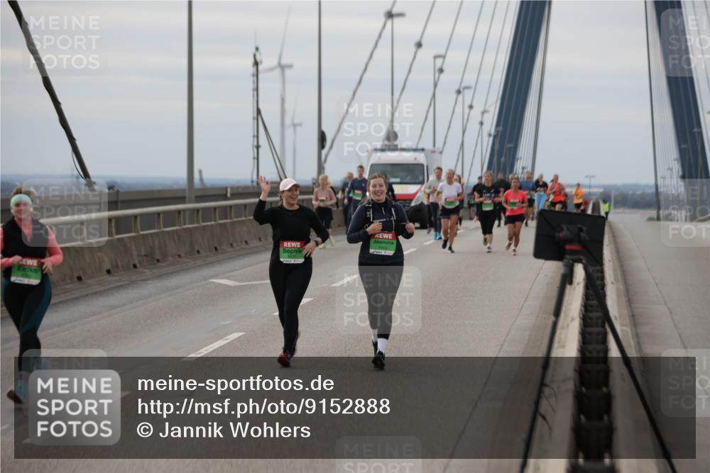 03.10.2025 - Köhlbrandbrückenlauf Jannik Wohlers http://msf.ph/oto/9152888 03.10.2025 16:02:37 Position 1 1, 8343 meine-sportfotos.de