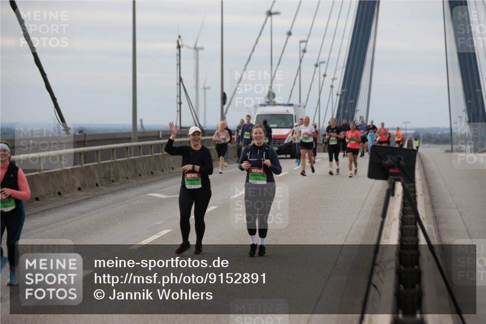 03.10.2025 - Köhlbrandbrückenlauf Jannik Wohlers http://msf.ph/oto/9152891 03.10.2025 16:02:37 Position 1 8343, 7126 meine-sportfotos.de
