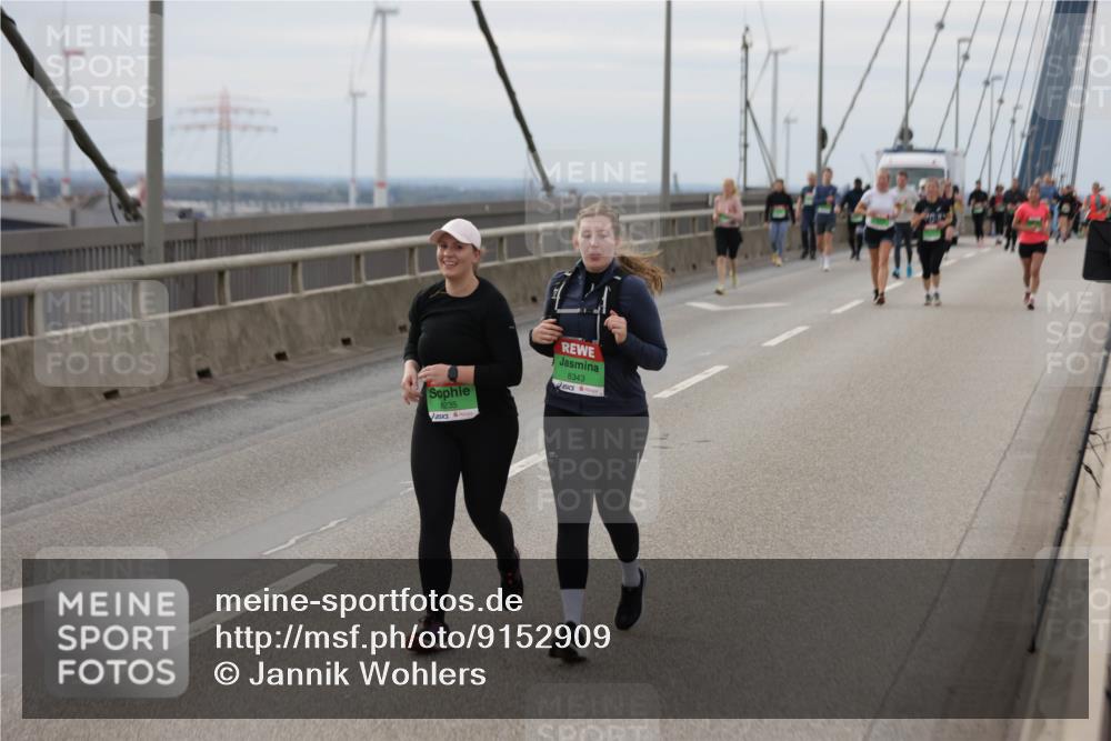 03.10.2025 - Köhlbrandbrückenlauf Jannik Wohlers http://msf.ph/oto/9152909 03.10.2025 16:02:41 Position 1 8235, 30, 8343 meine-sportfotos.de