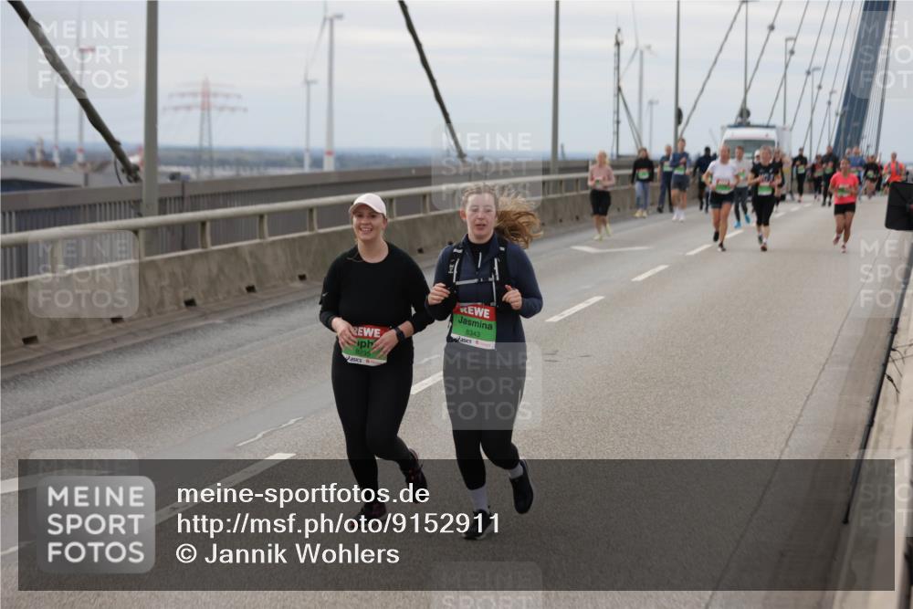 03.10.2025 - Köhlbrandbrückenlauf Jannik Wohlers http://msf.ph/oto/9152911 03.10.2025 16:02:41 Position 1 8343 meine-sportfotos.de